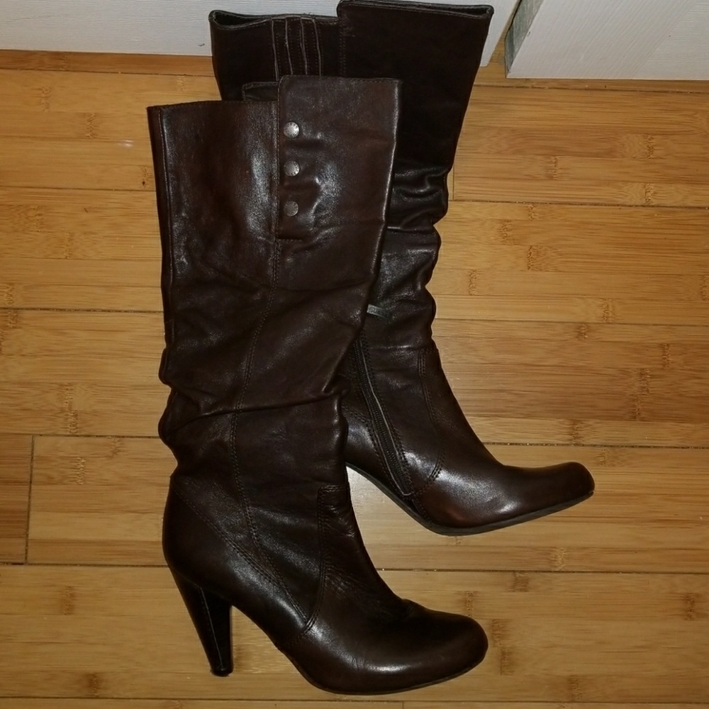Guess calf boots